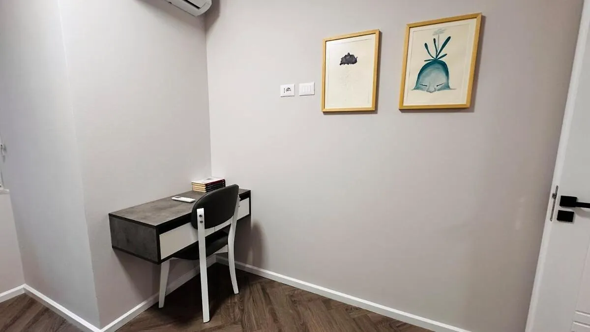 Apartment Bllok A Tiran